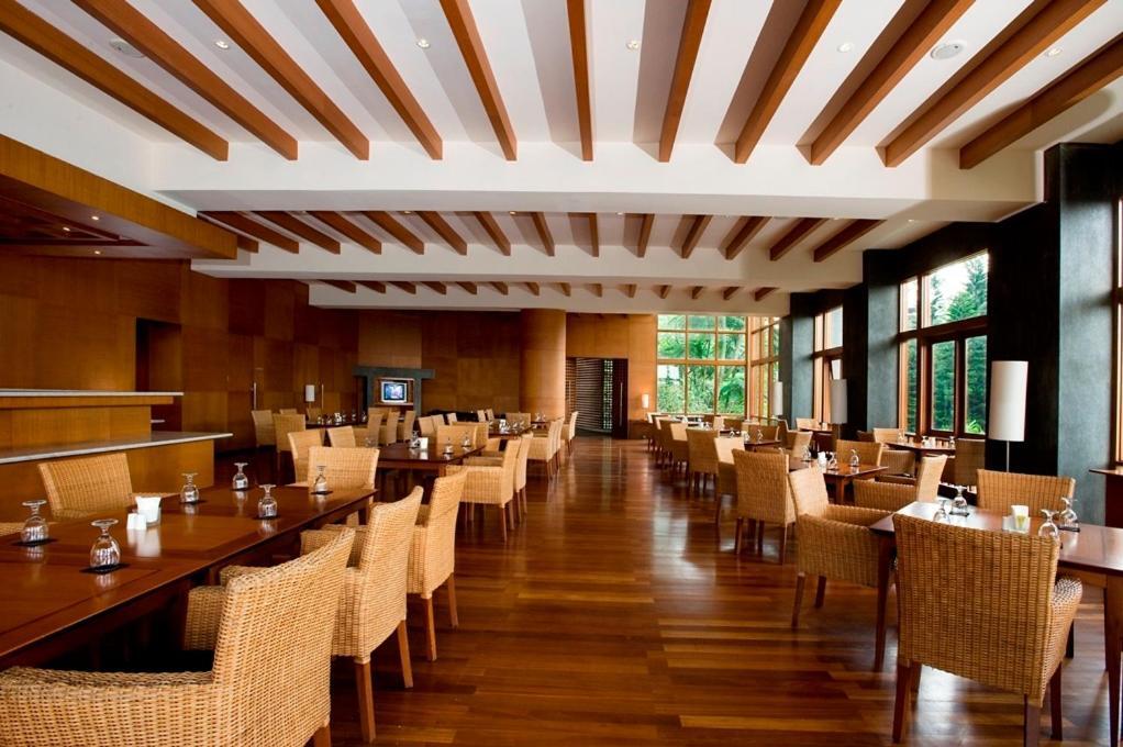 Sangria Resort And Spa Lembang Ngoại thất bức ảnh
