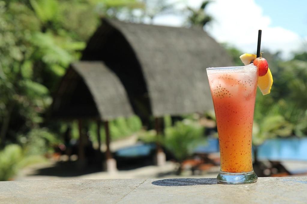 Sangria Resort And Spa Lembang Ngoại thất bức ảnh